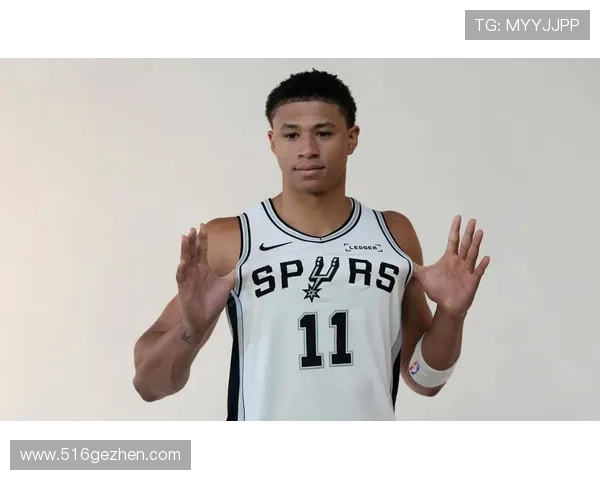 乐透秀首秀精彩纷呈探花狂砍34分弗拉格双双11人登场8人得分上双